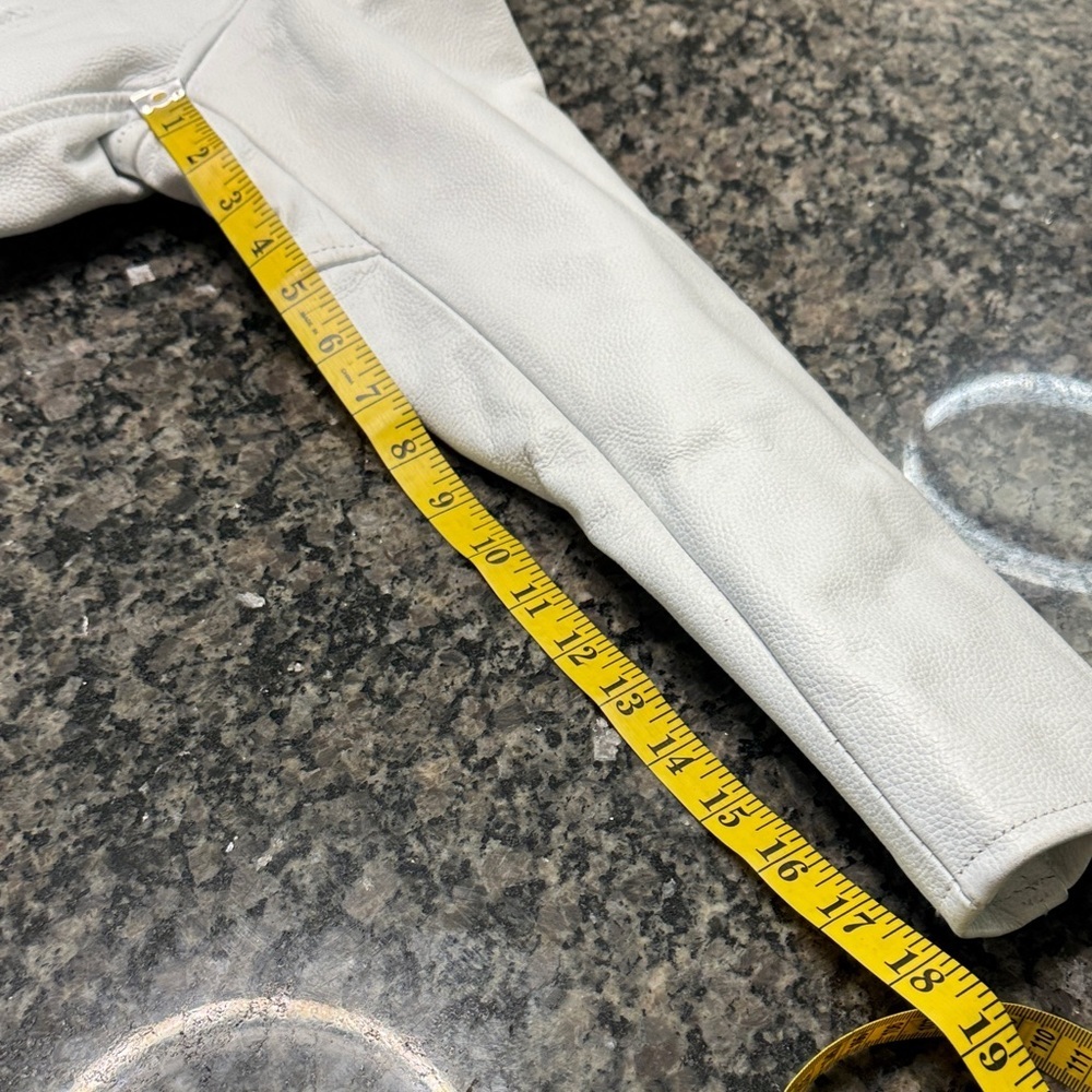 LK Women's White Leather Biker Jacket EUC L - Picture 12 of 15
